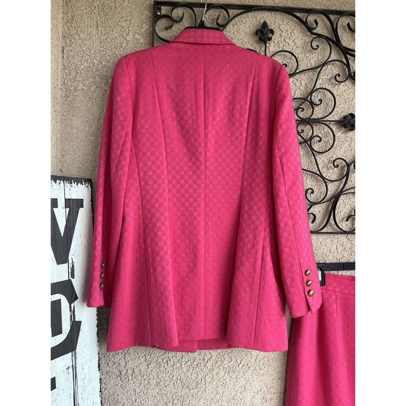 Vintage Louis Feraud Virgin Wool 2 Piece Blazer And Skirt - Size 10 - Pink - Picture 9 of 16